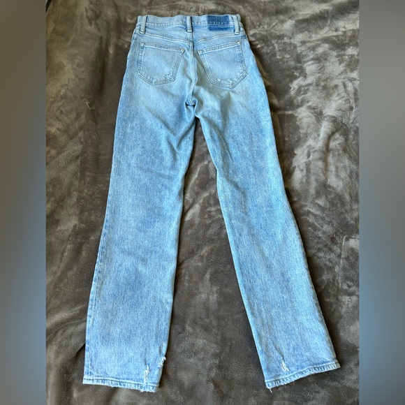 Abercrombie 90’s straight high rise - Picture 2 of 3